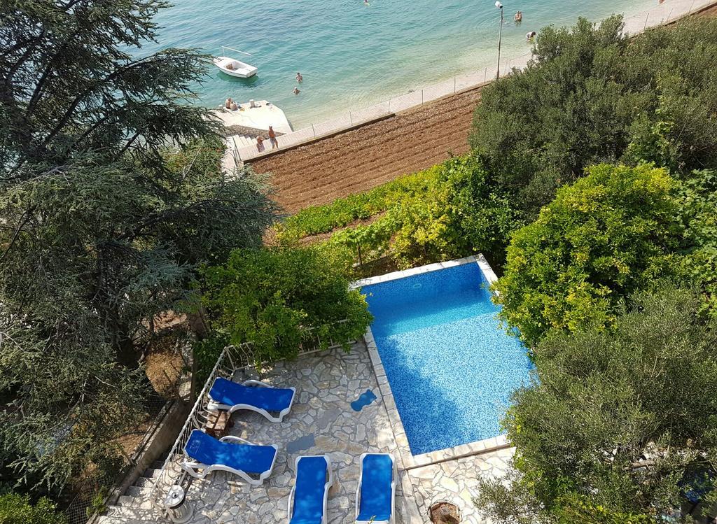 Apartments Marta Trogir Exterior photo